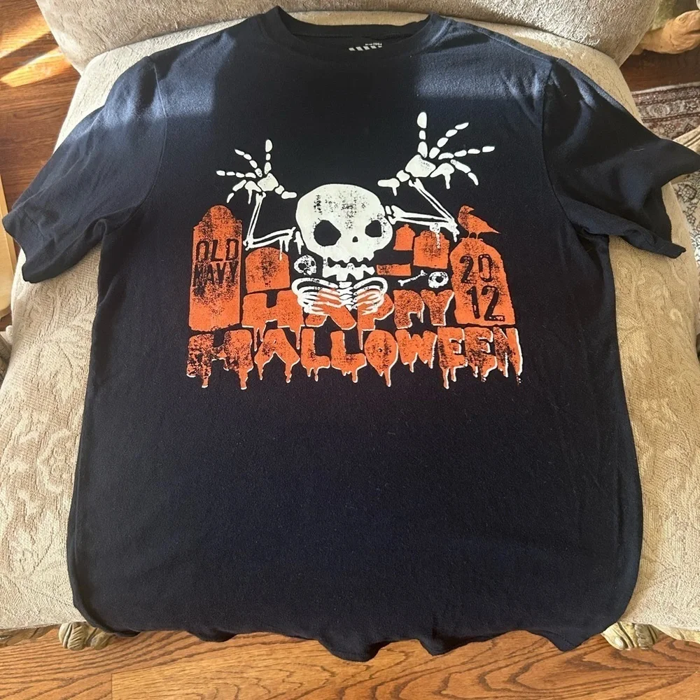 Old Navy Black Halloween Skeleton Graphic T Shirt Spooky Boys Size XL 14-16